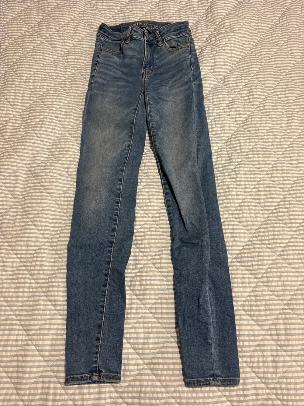 American Eagle Outfitters Slim High-Rise Skinny Jeans in Dark Blue Wash